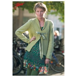 Strickanleitung - Romantische Strickjacke mit Zopfmuster Strickanleitung - Romantische Strickjacke mit Zopfmuster