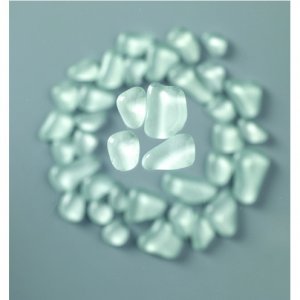 MosaixSoft - Glasmosaik 8 - 25 mm - weiß 200 g ~ 140 Stk. MosaixSoft - Glasmosaik 8 - 25 mm - weiß 200 g ~ 140 Stk.