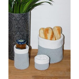 Häkelanleitungen - Gehäkelte Körbe und Gläser Häkelanleitungen - Gehäkelte Körbe und Gläser