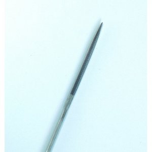 Feile 16 x 0,4 cm - halbrund Feile 16 x 0,4 cm - halbrund