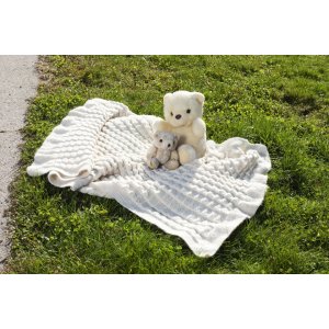 Strickanleitung - Plissierte gestrickte Babydecke Strickanleitung - Plissierte gestrickte Babydecke
