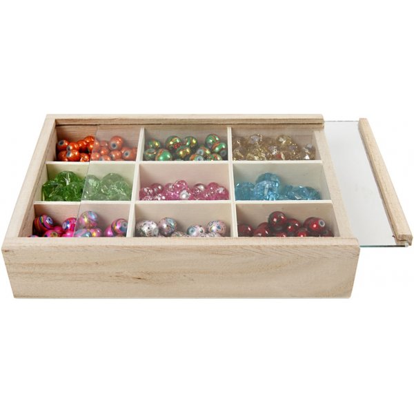 Box mit Fchern und Schutzdeckel