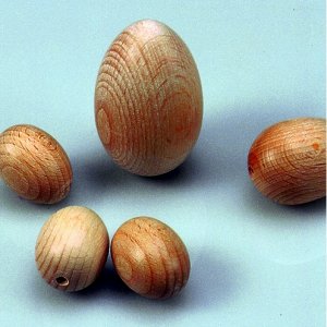Holzeier 25 x 30 mm ø 3 mm - 25er-Pack - gebleichtes Halbloch Holzeier 25 x 30 mm ø 3 mm - 25er-Pack - gebleichtes Halbloch