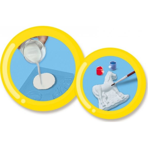 Pferde gieen und mit Glitzer bemalen