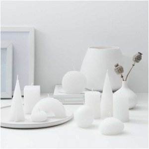 Kerzenwachsgranulat - RICO Design - Verschiedene Mengen Kerzenwachsgranulat - RICO Design - Verschiedene Mengen