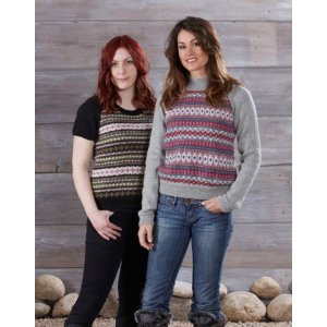 Strickanleitung - Muster gestrickter Pullover mit kurzen und langen Ärmeln Strickanleitung - Muster gestrickter Pullover mit kurzen und langen Ärmeln