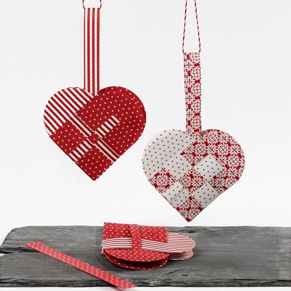 Bastelset - Geflochtene Herzen - rot/weies Muster - 8-tlg
