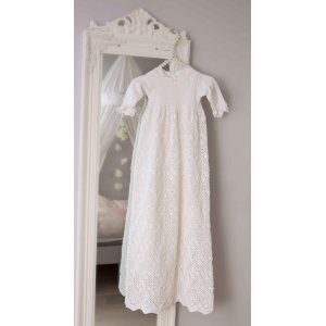 Strickmuster - Taufkleid (1301-4) Strickmuster - Taufkleid (1301-4)