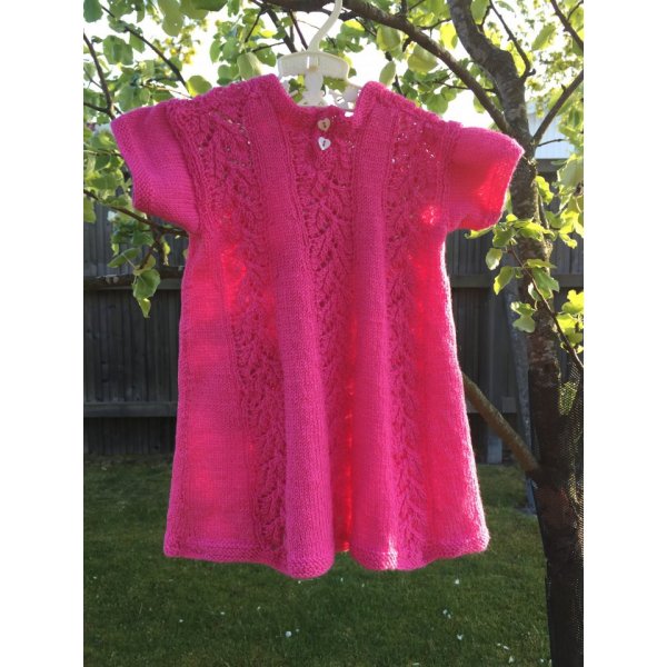 Strickmuster - Set aus Kleid und Strickjacke fr Kinder