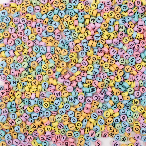 Buchstabenperlen Pastell 6,5 x - 6,5 mm - 750 Stk