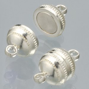 Magnetverschluss ø 8 mm - versilbert 2 Kugeln Magnetverschluss ø 8 mm - versilbert 2 Kugeln