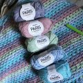 Kundenbild DROPS Paris Uni Color Garn - 50 g - Helltürkis (02)