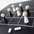 Kundenbild Konische Holzfigur 20 x H 50 mm - gebleicht 4 Stk.
