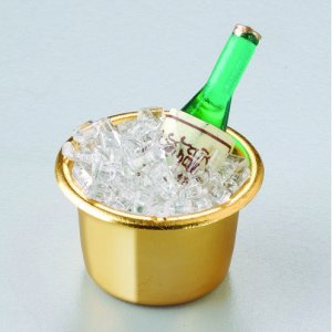 Miniatur 3,5 cm - Champagnerflasche im Kühlschrank Miniatur 3,5 cm - Champagnerflasche im Kühlschrank