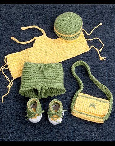 Hkelanleitung - Hkeloberteil, Shorts, Mtze, Tasche und Schuhe fr die Puppe