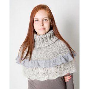 Strickanleitung - Poncho mit Rüschen und Spitzenkante Strickanleitung - Poncho mit Rüschen und Spitzenkante