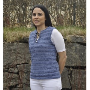 Strickmuster - Oberteil mit Schnürsenkeln, gestrickt aus doppeltem Garn. Strickmuster - Oberteil mit Schnürsenkeln, gestrickt aus doppeltem Garn.