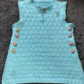 Kundenbild Strickmuster - Strukturiertes gestricktes Schürzenkleid und Mütze