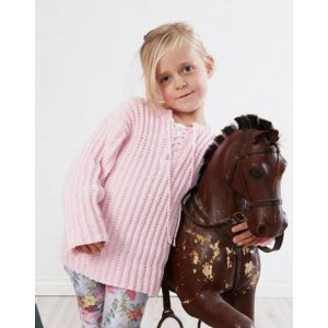 Strickanleitung - Pullover mit Schlitzen Strickanleitung - Pullover mit Schlitzen