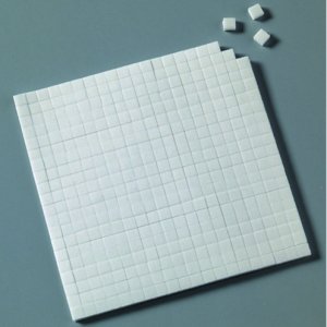 Klebepad 5 x 5 x 3 mm / 10 x 14 cm - weiß 560 Stk. beidseitig Klebepad 5 x 5 x 3 mm / 10 x 14 cm - weiß 560 Stk. beidseitig
