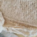 Kundenbild DROPS Alpaca Bouclé Uni Color Garn - 50 g - Natur (0100)
