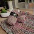 Kundenbild DROPS Fabel Long Print Garn - 50 g - Rosennebel (623)