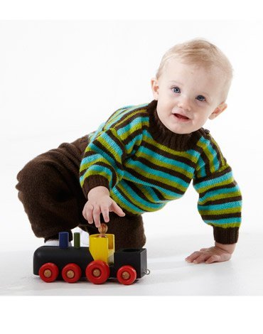 Strickmuster - Gestreifter Pullover, Hose und Mtze